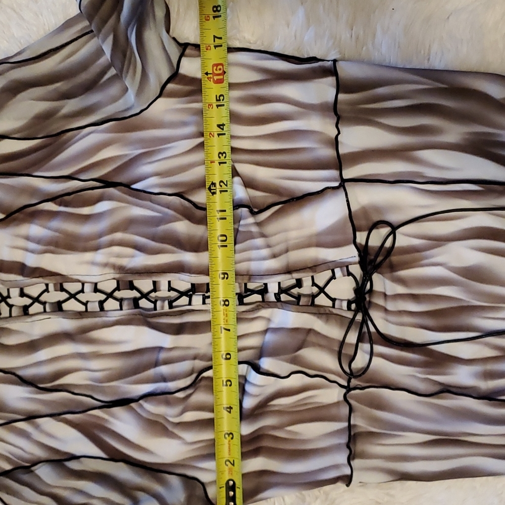 Fashion to Figure Rayna Lace-up Body-con Dress - Picture 11 of 15